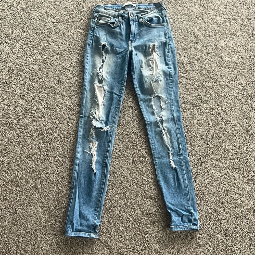 Women’s skinny KanCan jeans
